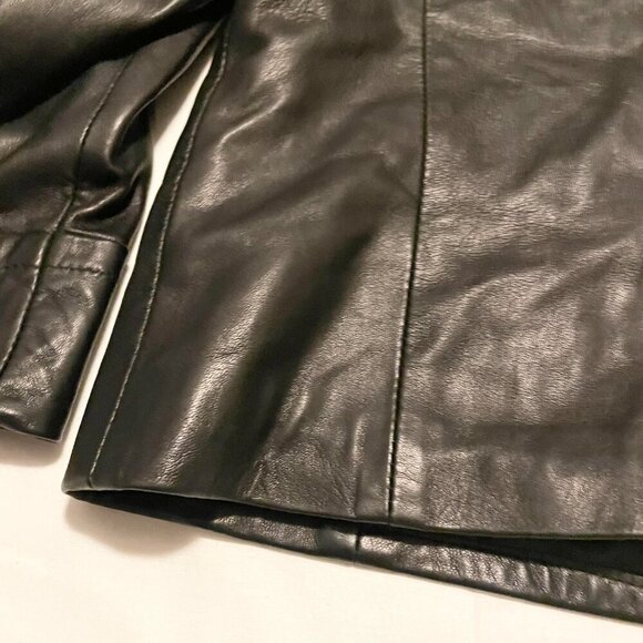 Danier Leather Womans Size Small Jacket - Picture 15 of 16